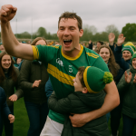 Ryan O'Donoghue świętujący zwycięstwo Mayo w finale All-Ireland